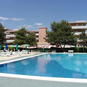 flats-valbella.hotelinveneto.com/