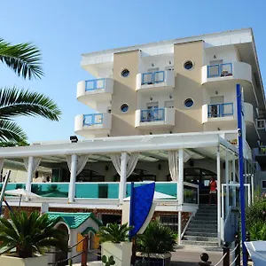 Otel Vienna, Cattolica